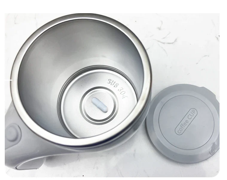 Automatic Cooling and Mixing Mug for Coffee