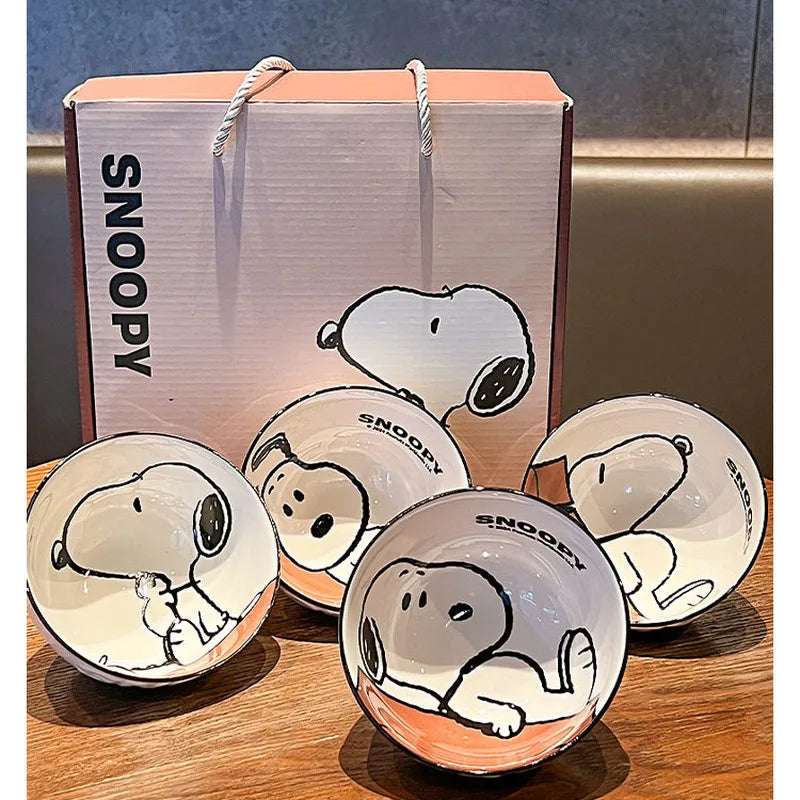 Snoopy Ceramic Bowl Set – 4pcs Gift Box
