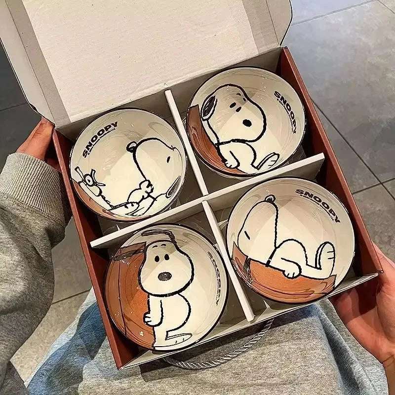 Snoopy Ceramic Bowl Set – 4pcs Gift Box