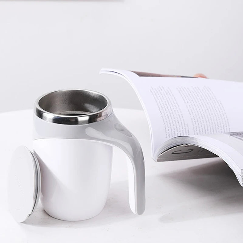 Automatic Cooling and Mixing Mug for Coffee