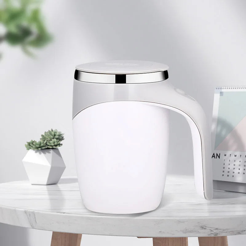 Automatic Cooling and Mixing Mug for Coffee