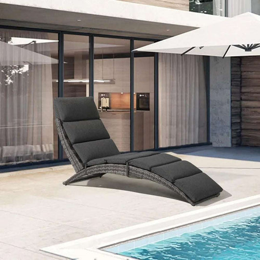 Foldable Rattan Chaise Lounge Chair